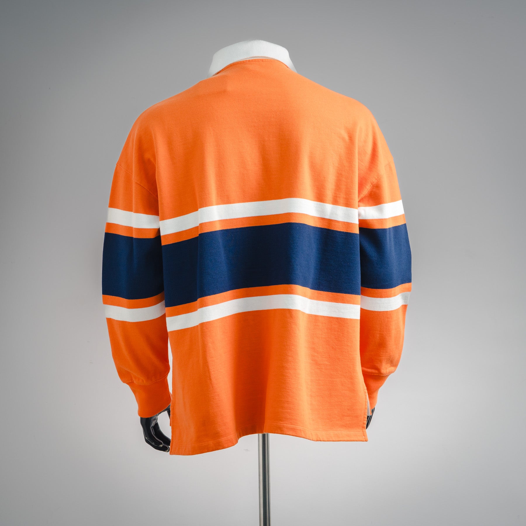 Loe 25fw embroidered sweatshirt