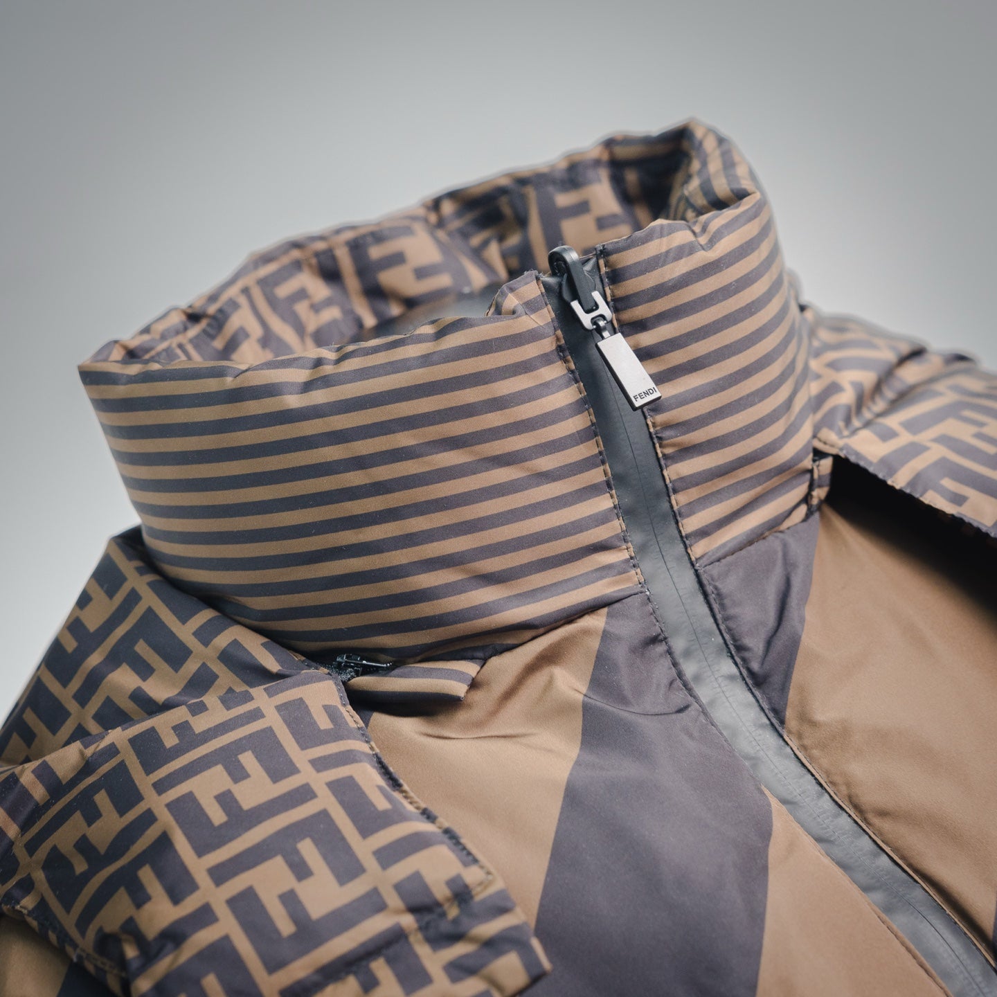 Fend 25fw printed jacket