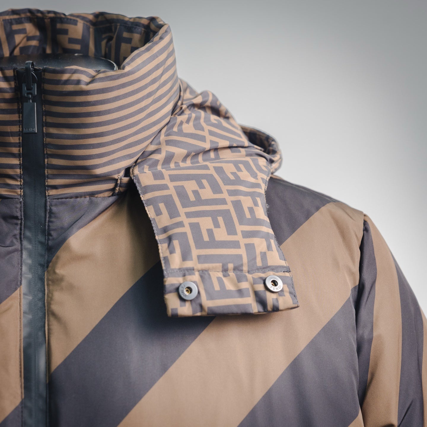 Fend 25fw printed jacket