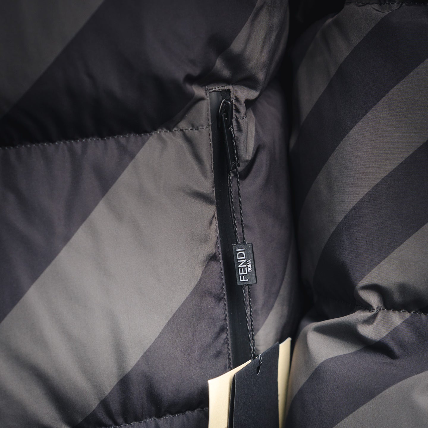 Fend 25fw printed jacket