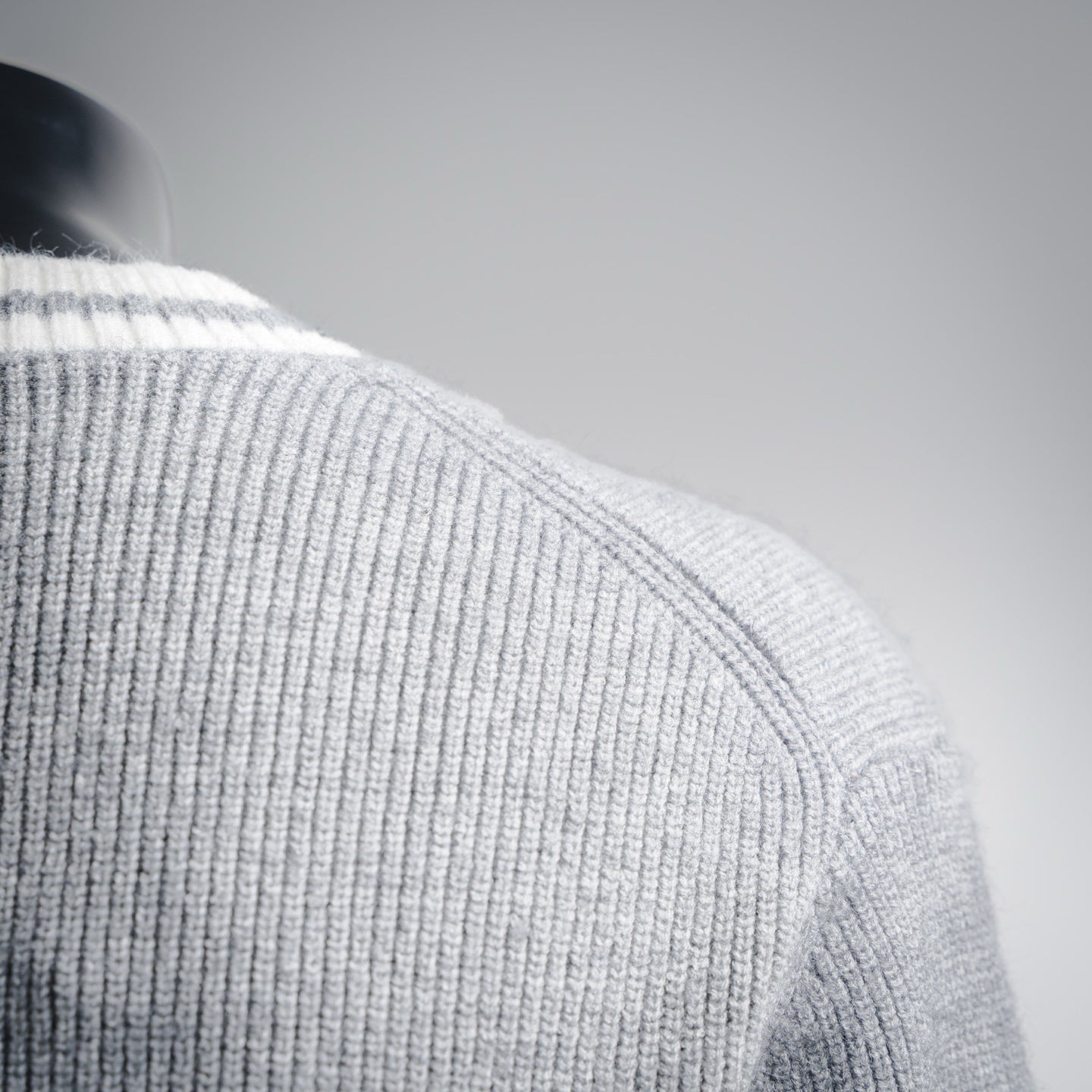 Miu 25fw casual cardigan