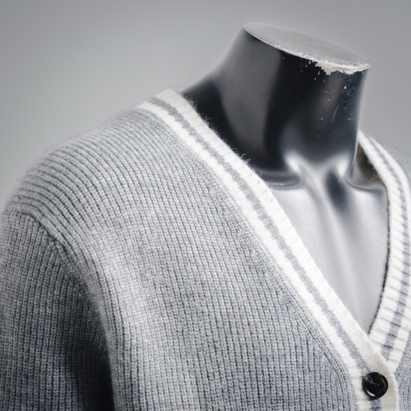 Miu 25fw casual cardigan