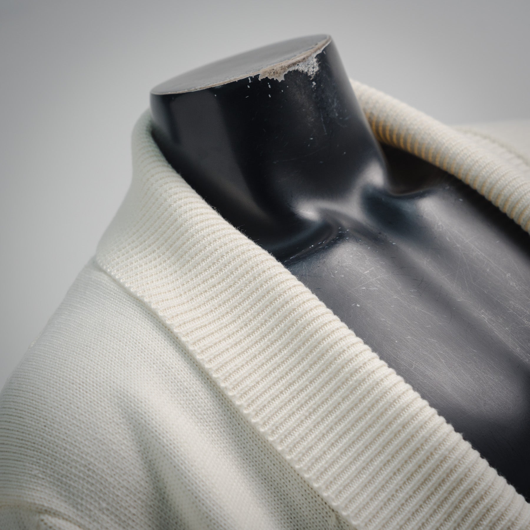 Louis 25fw casual cardigan