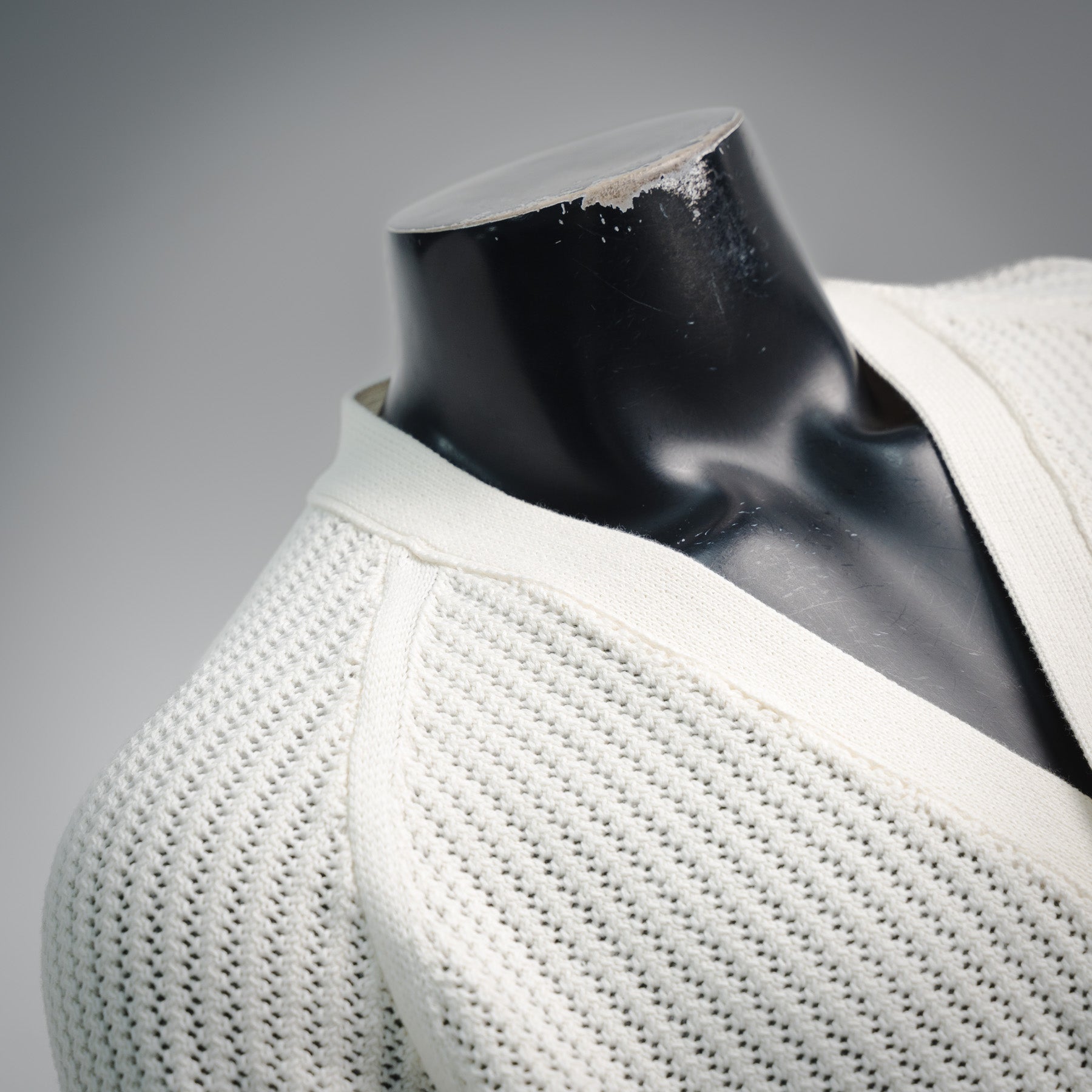 Guc 25fw knitted cardigan