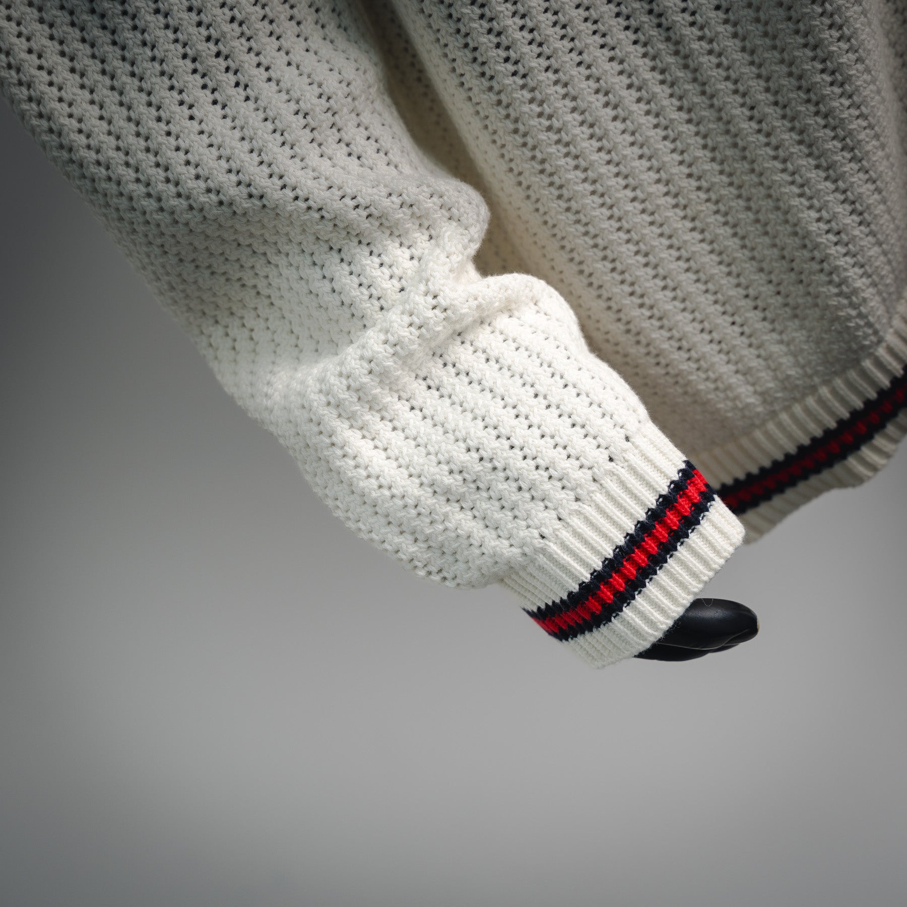 Guc 25fw knitted cardigan