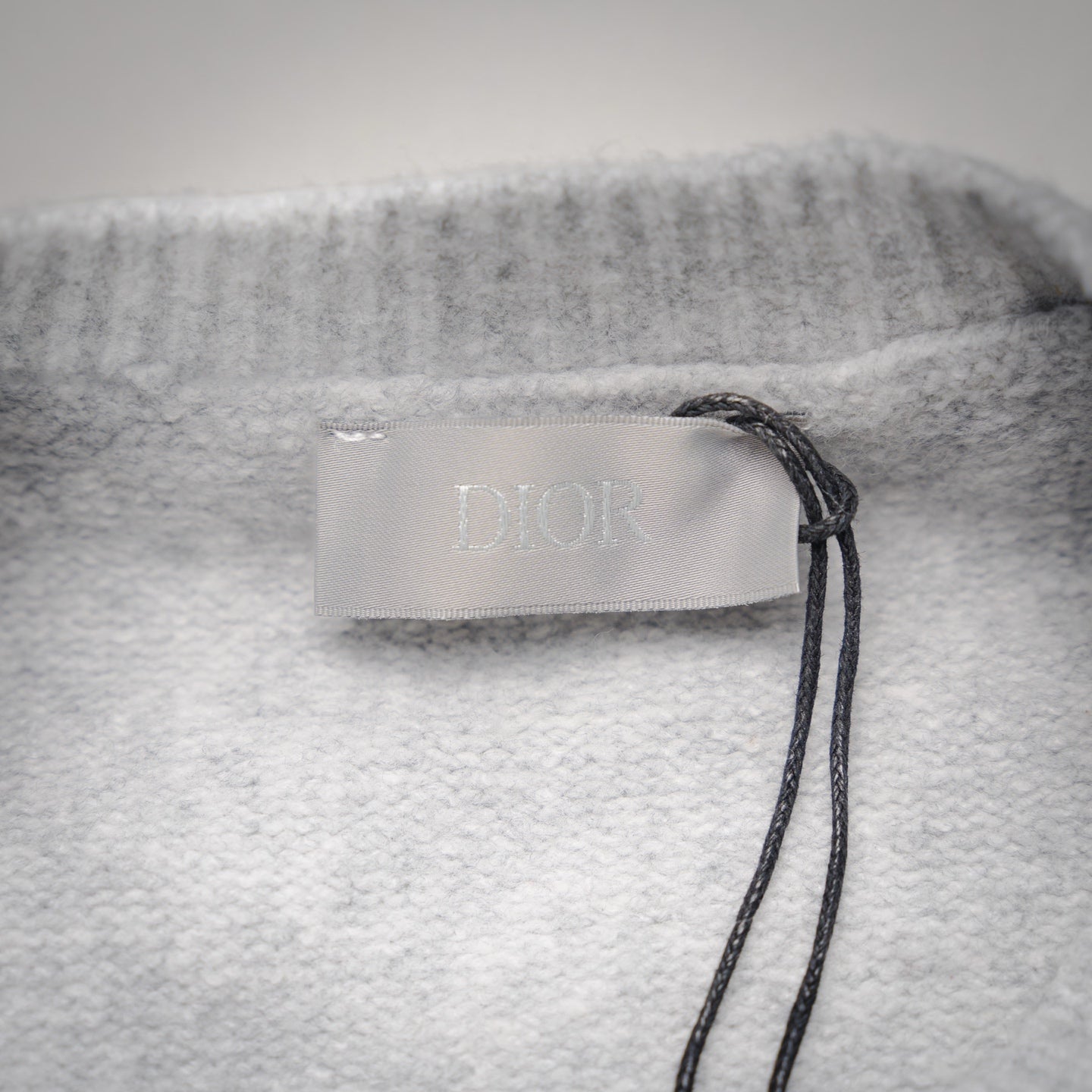 CD 25fw embroidered sweater