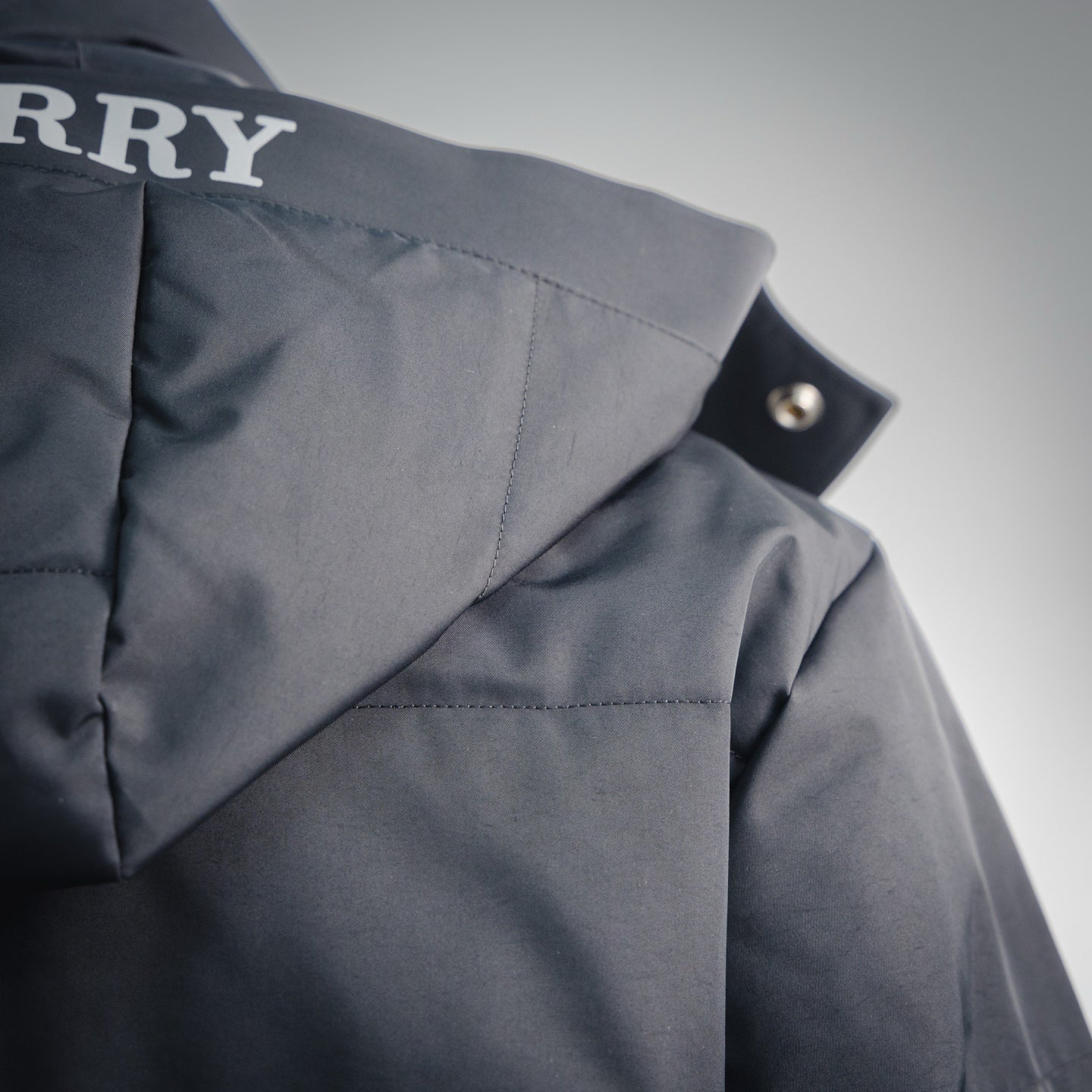 Burbery 25fw embroidered jacket