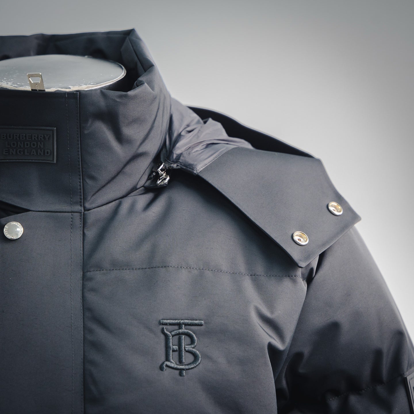 Burbery 25fw embroidered jacket