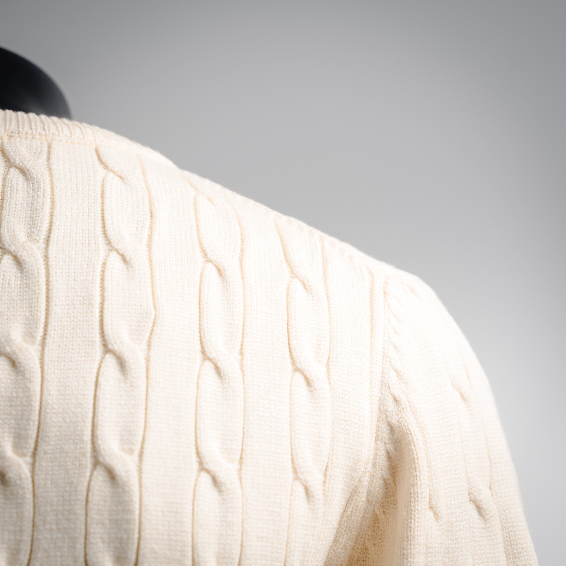 Guc 25fw splicing sweater