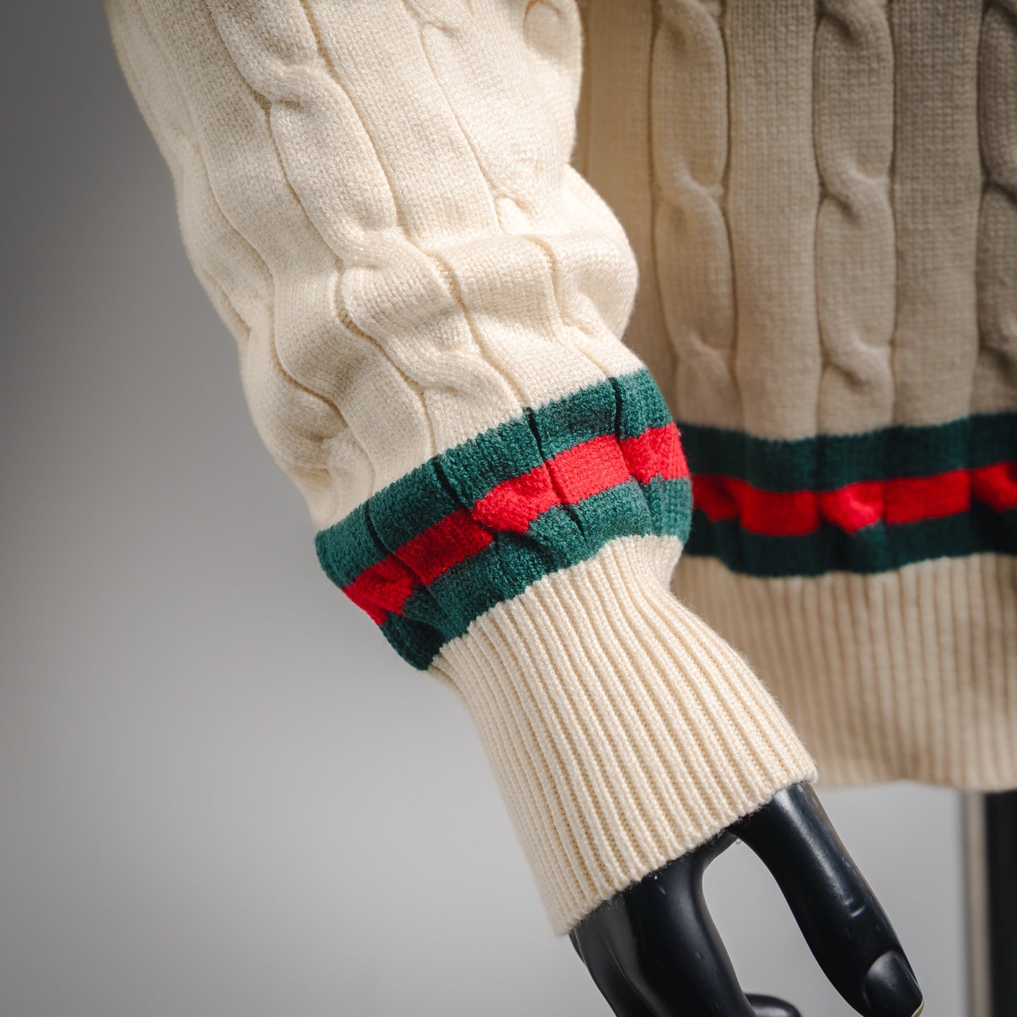 Guc 25fw splicing sweater