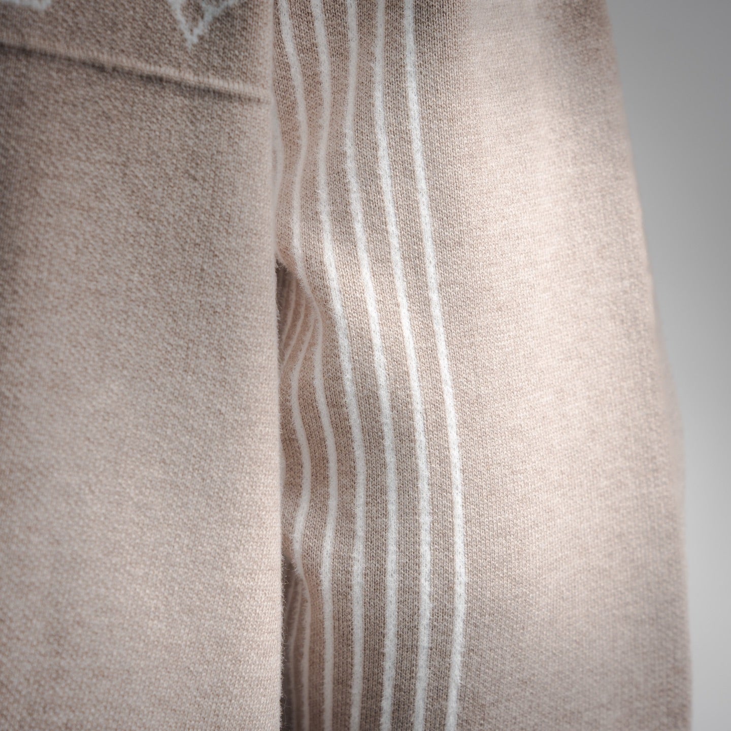 Louis 25fw jacquard sweater