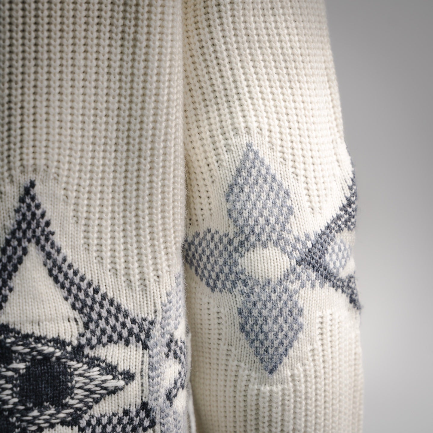 Louis 25fw jacquard cardigan