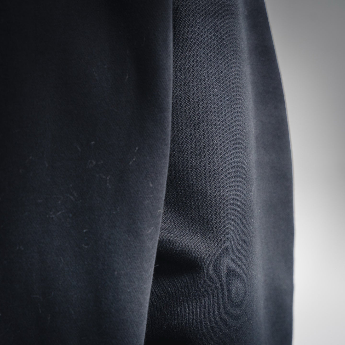 Loe 25fw embroidered hoodie