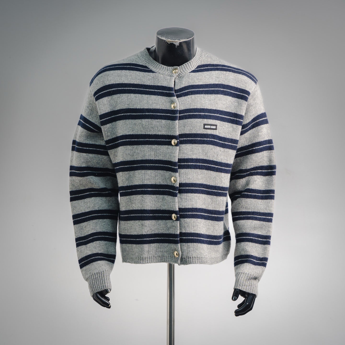 Miu 25fw casual cardigan