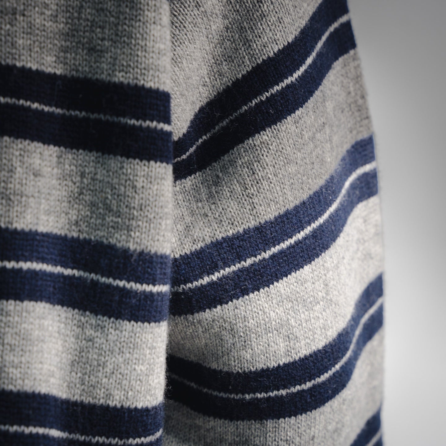 Miu 25fw casual cardigan