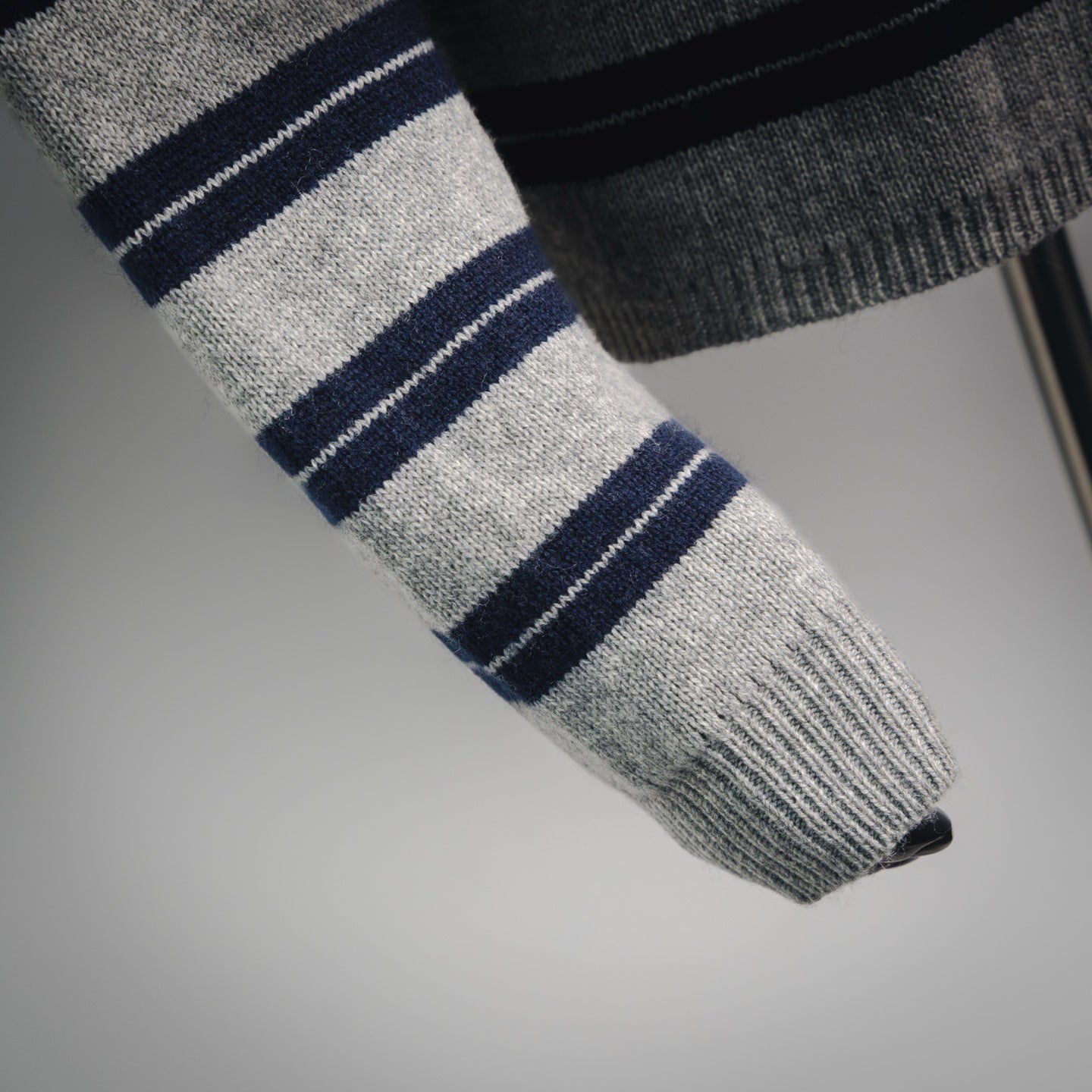 Miu 25fw casual cardigan