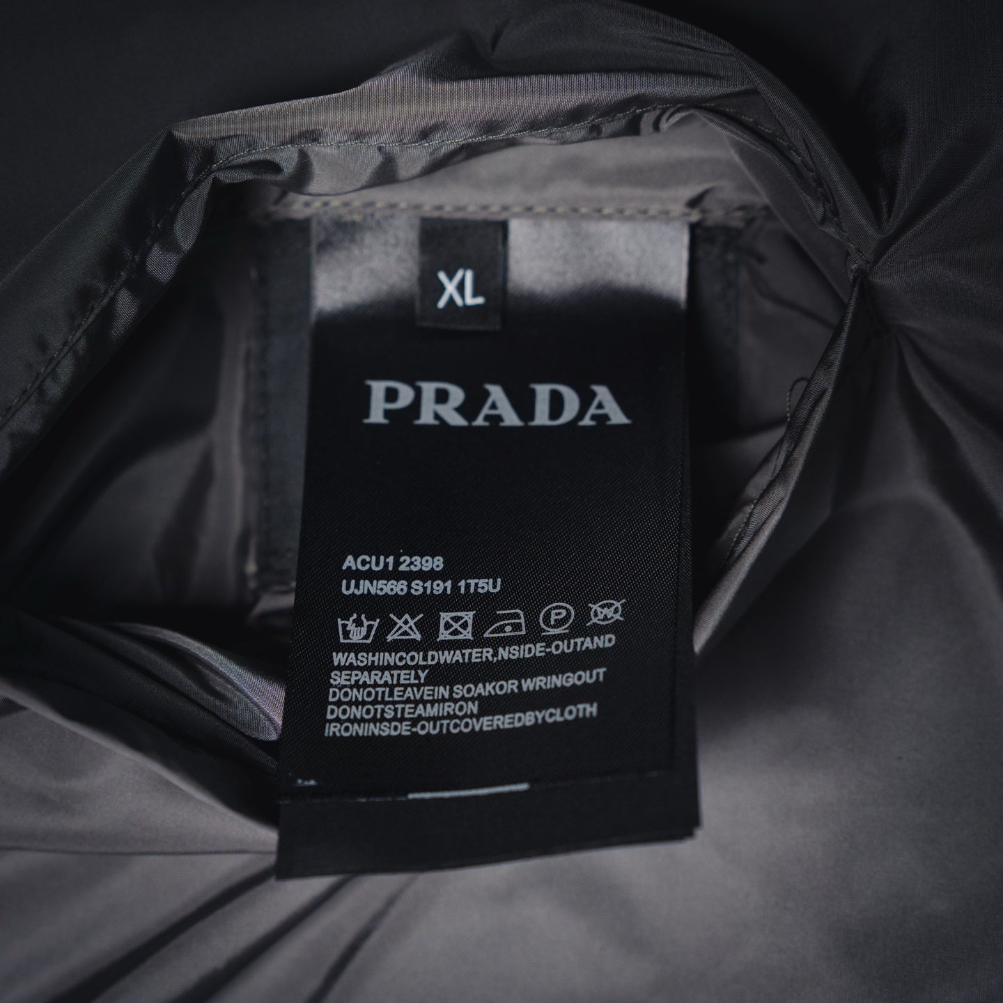 Pra 25fw reversible jacket