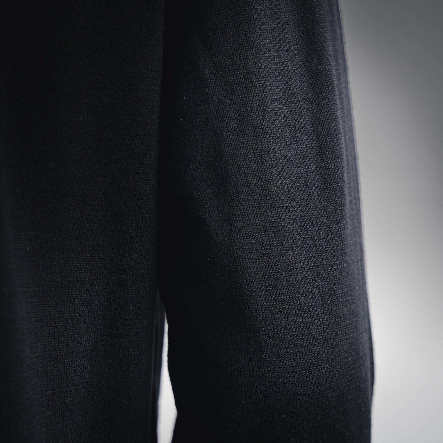 Fend 25fw casual sweater