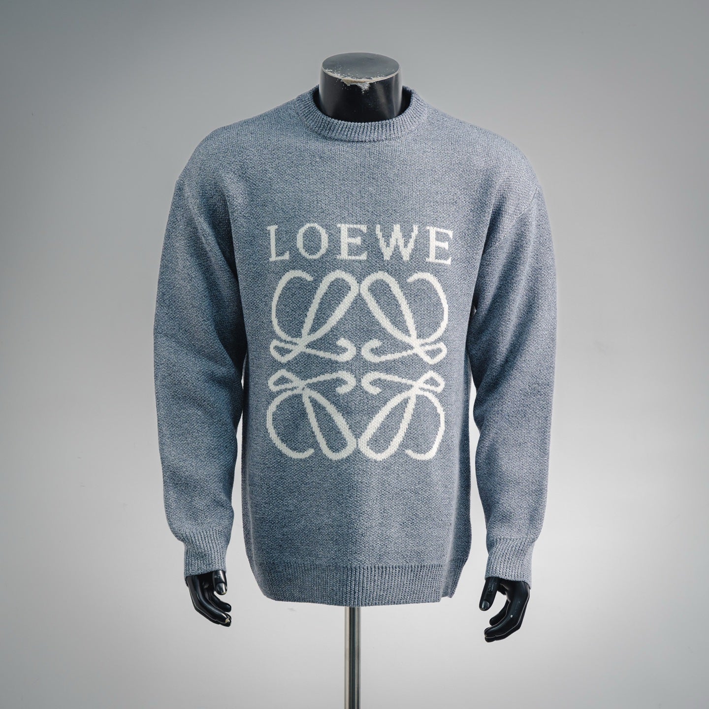 Loe 25fw knitted sweater