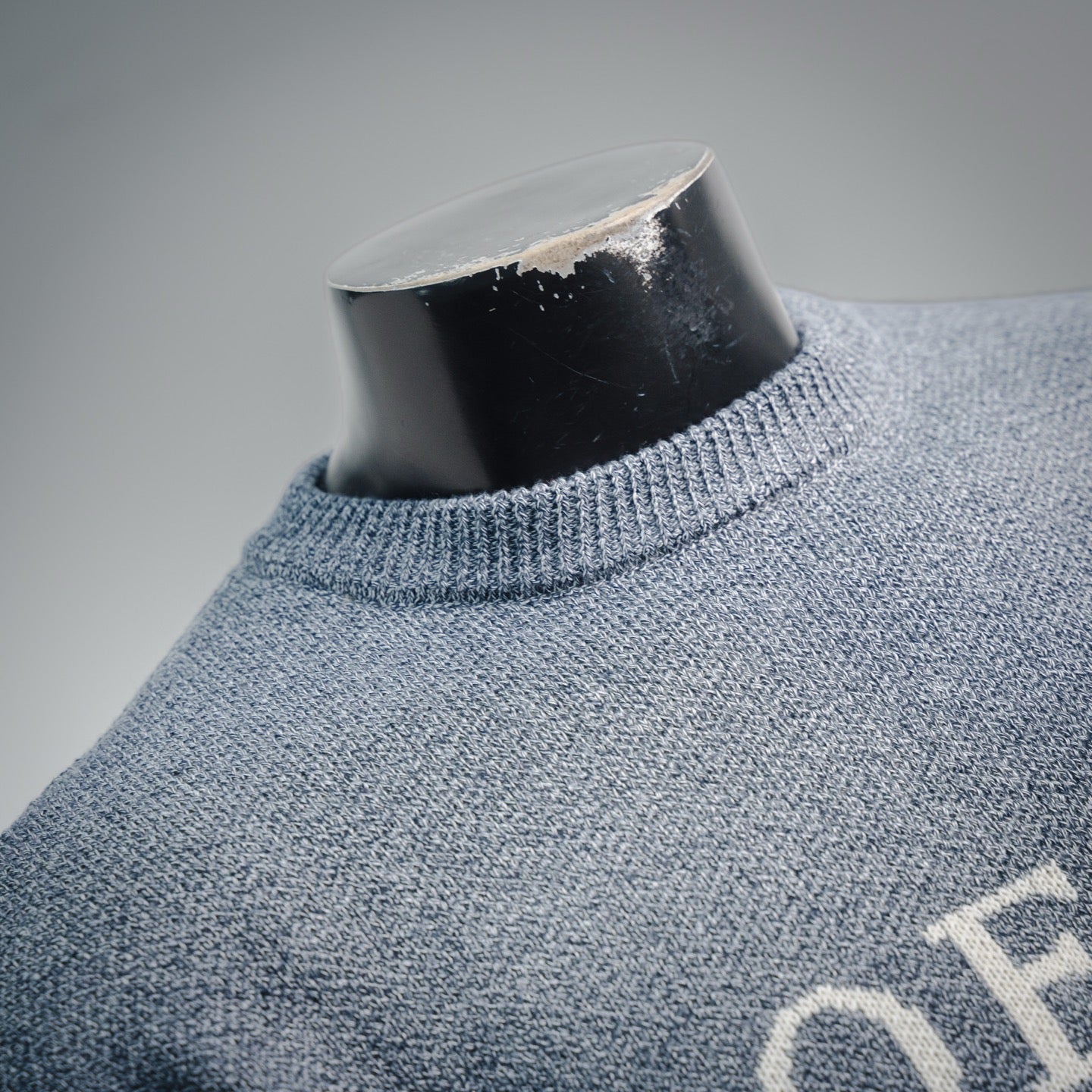 Loe 25fw knitted sweater