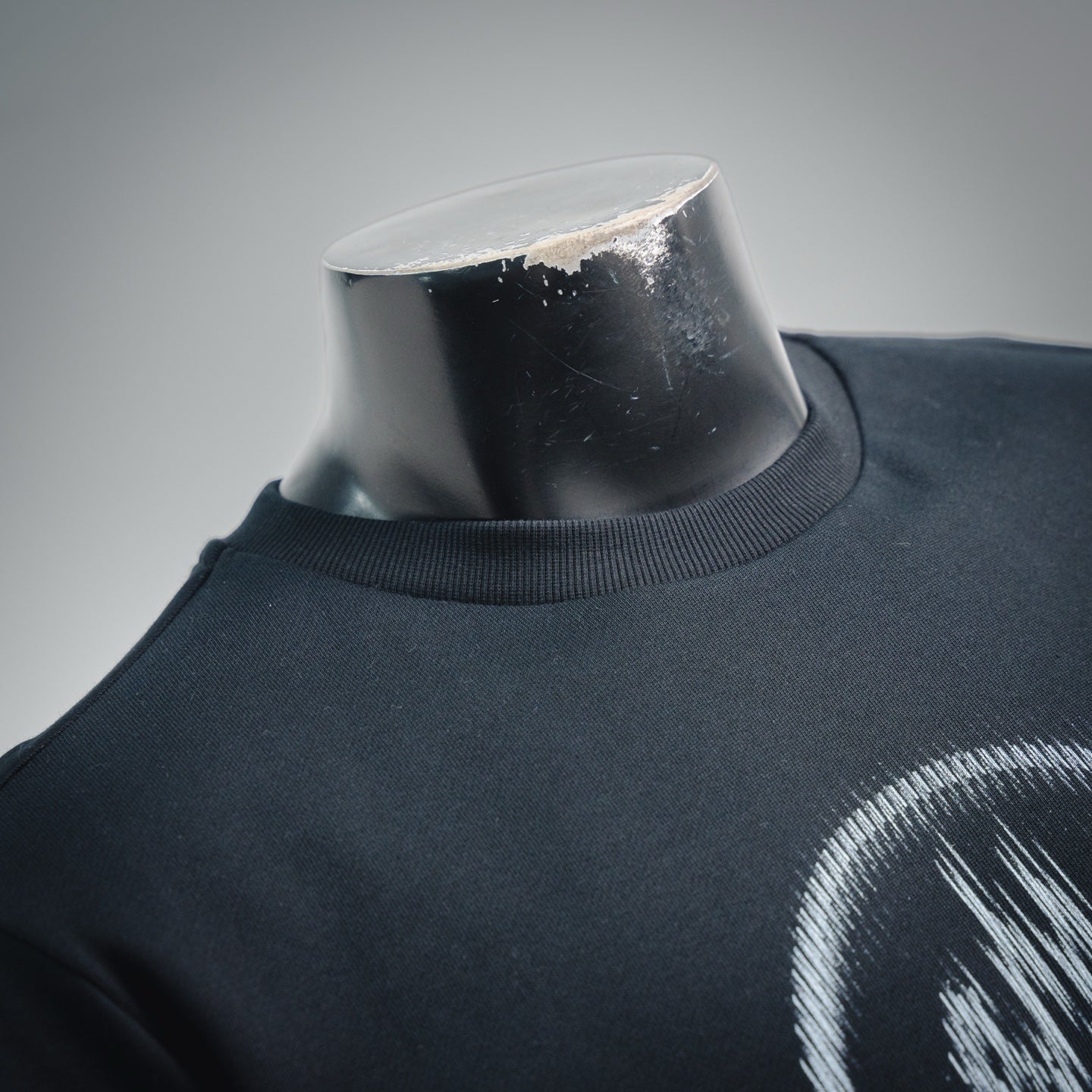 Mon 25fw printed sweater