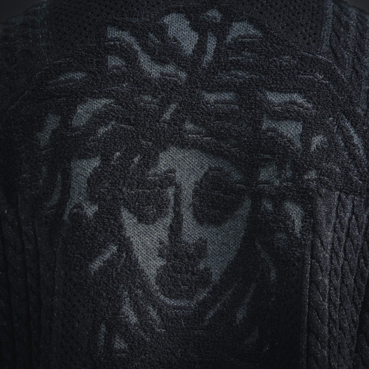 Versa 25fw jacquard jacket