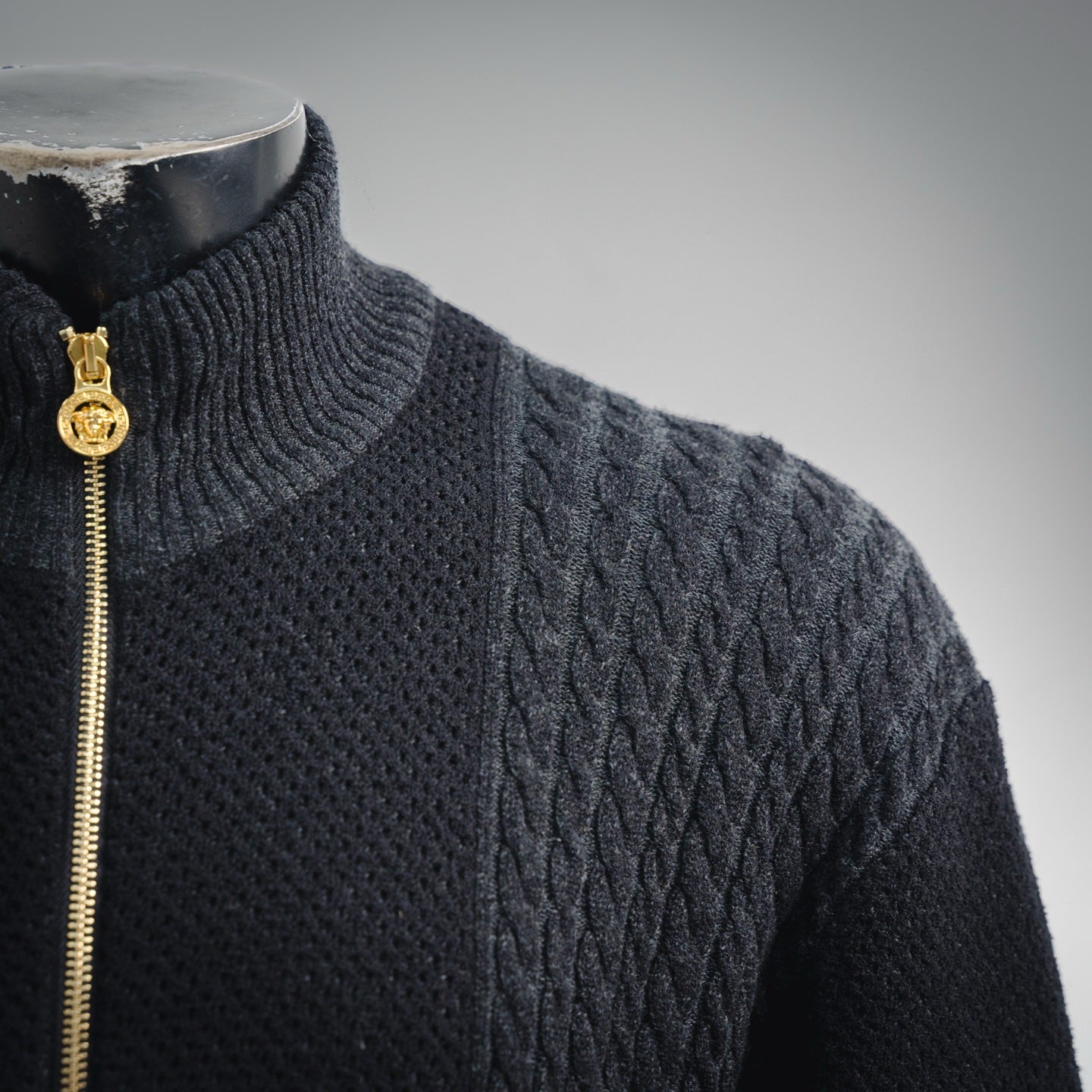 Versa 25fw jacquard jacket