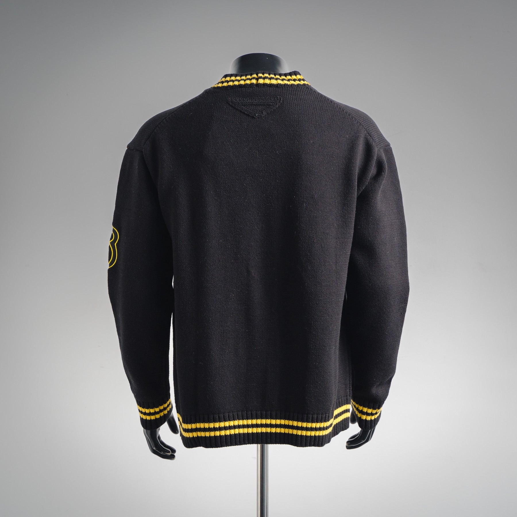 Pra 25fw knitted cardigan