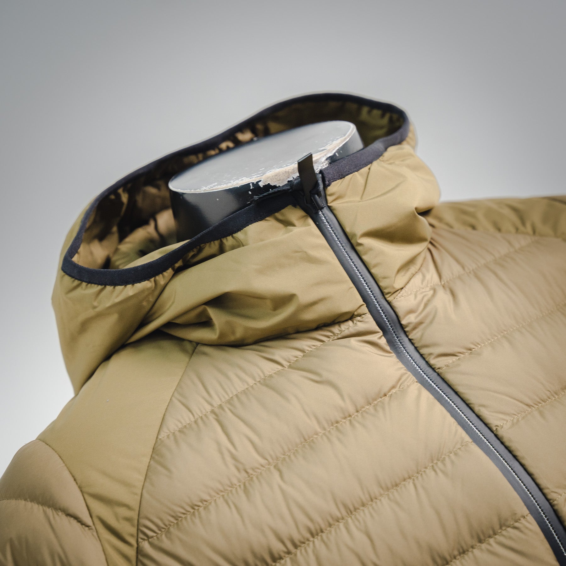 Mon 25fw down jacket