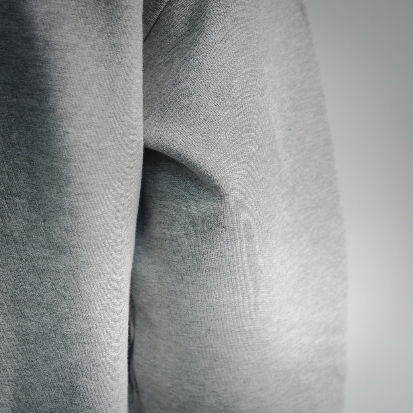 CD 25fw embroidered sweater