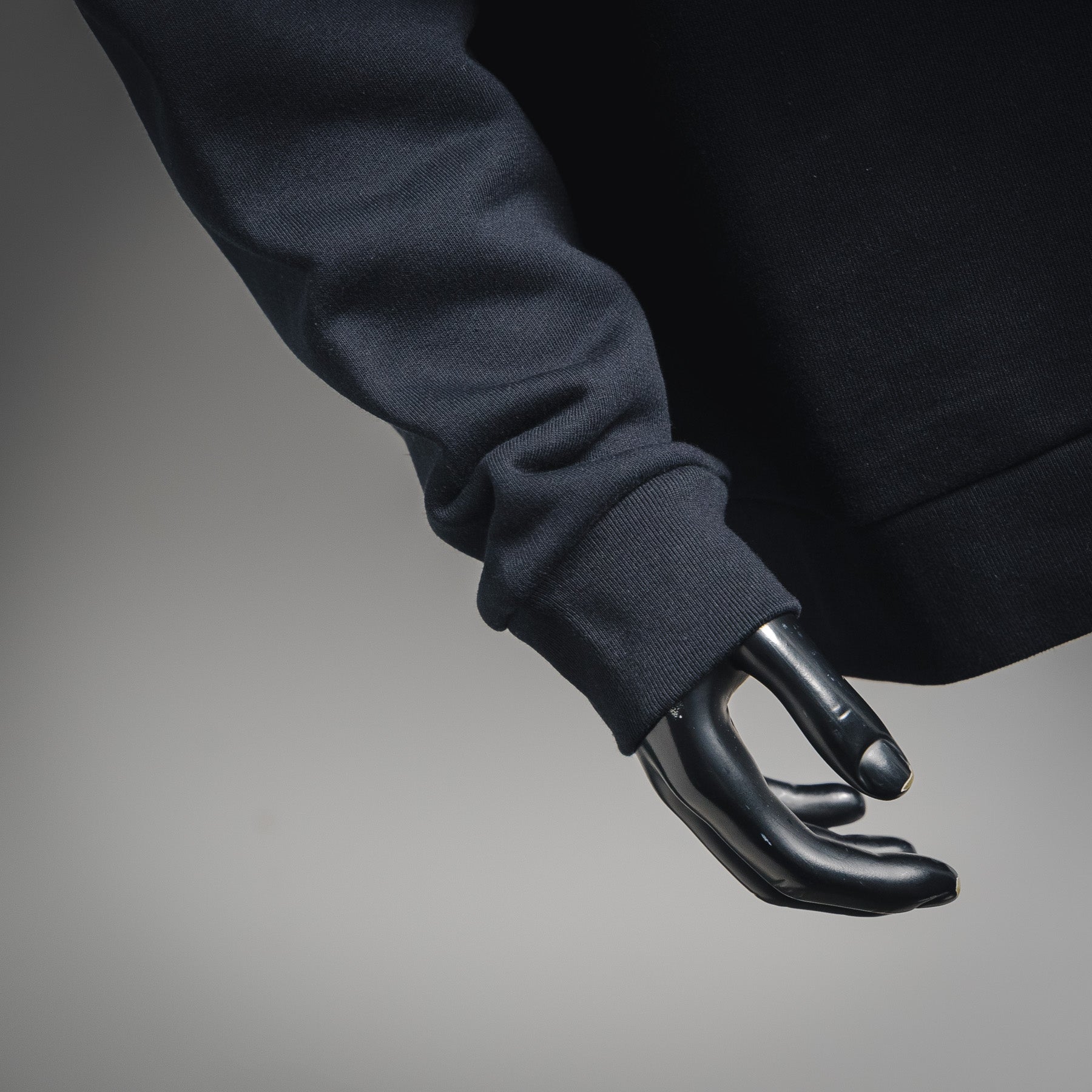 Guc 25fw embroidered sweatshirt