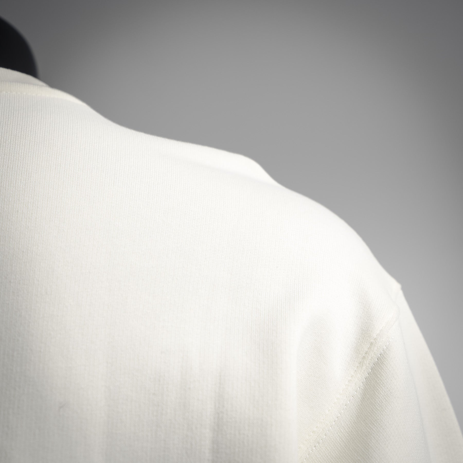 Guc 25fw embroidered sweatshirt