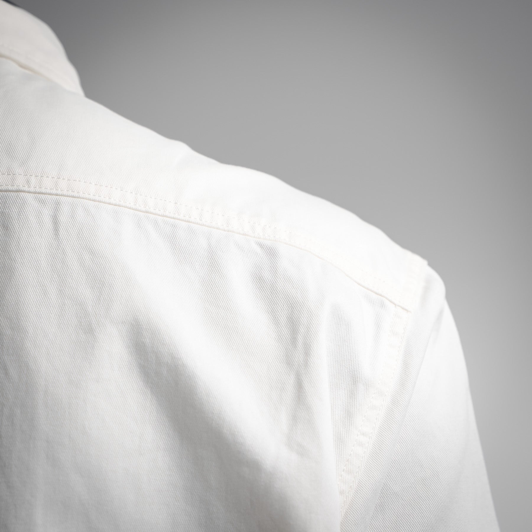 Guc 25fw embroidered shirt