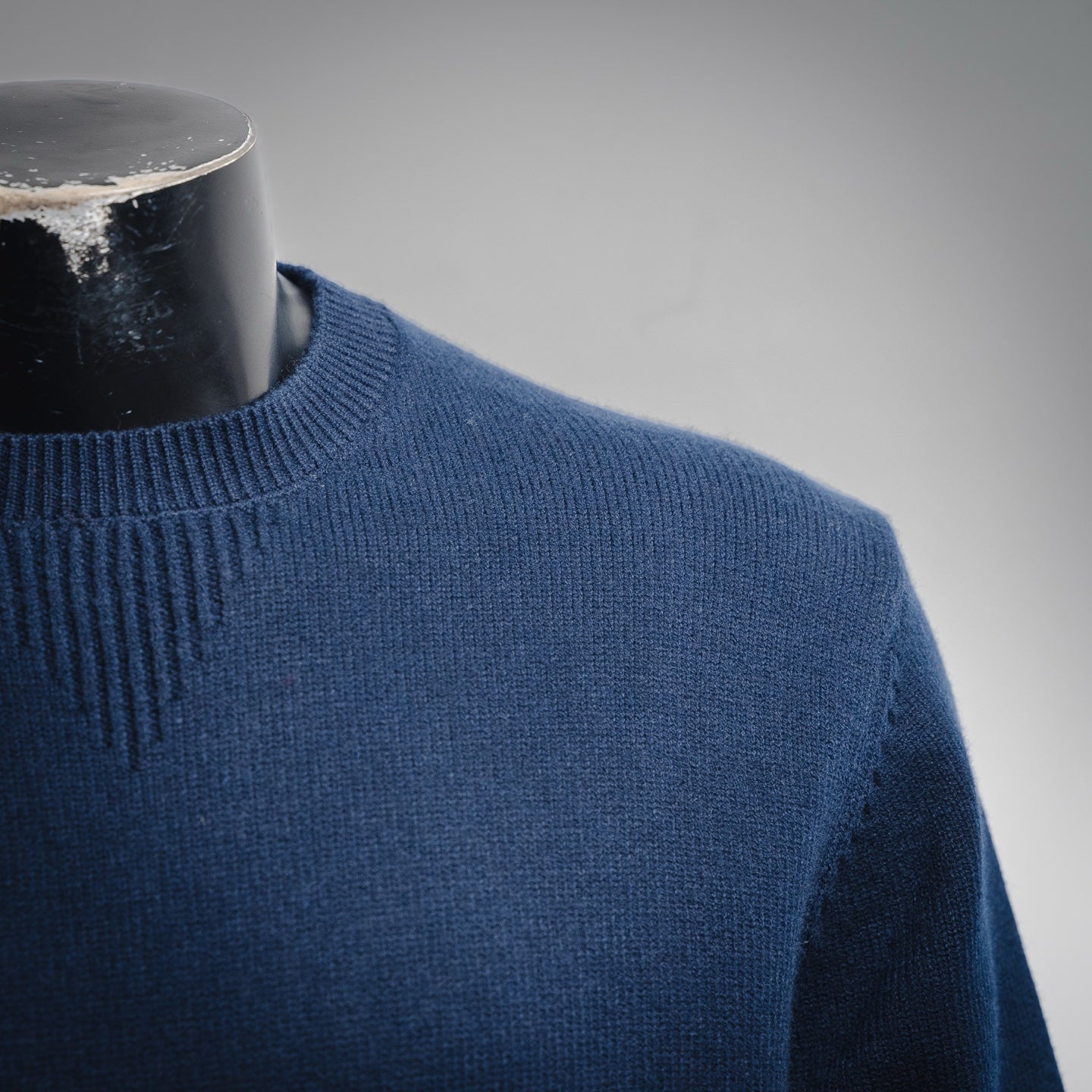 Guc 25fw casual sweater