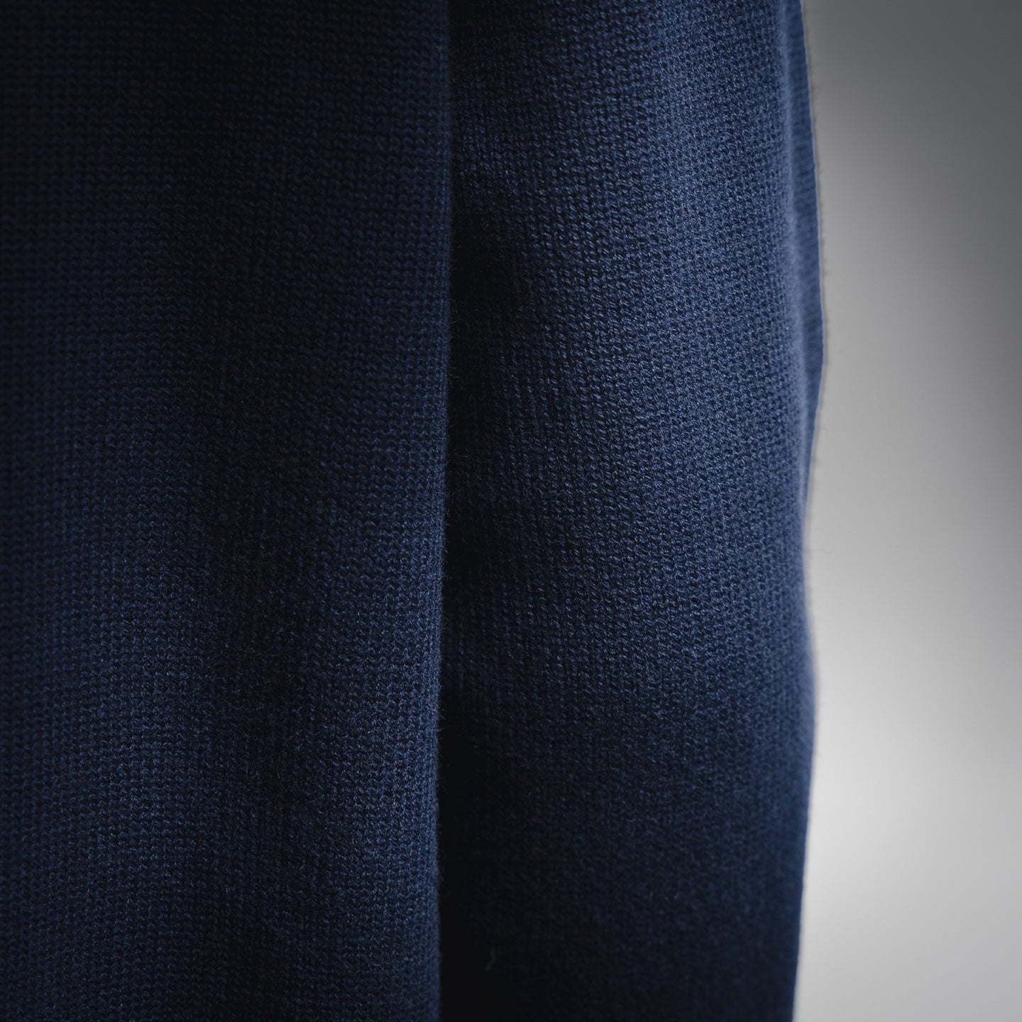 Mon 25fw embroidered sweater