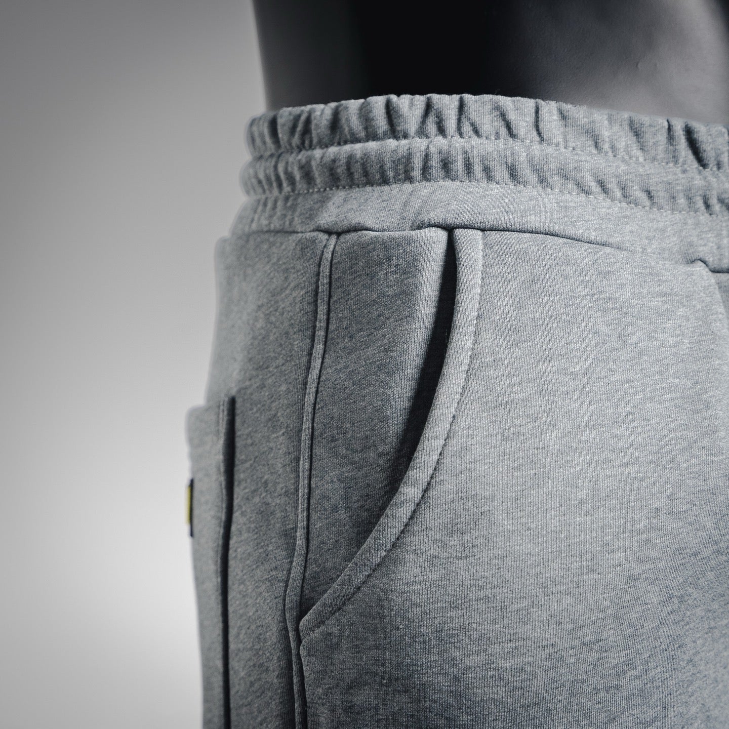 Fend 25fw embroidered pants