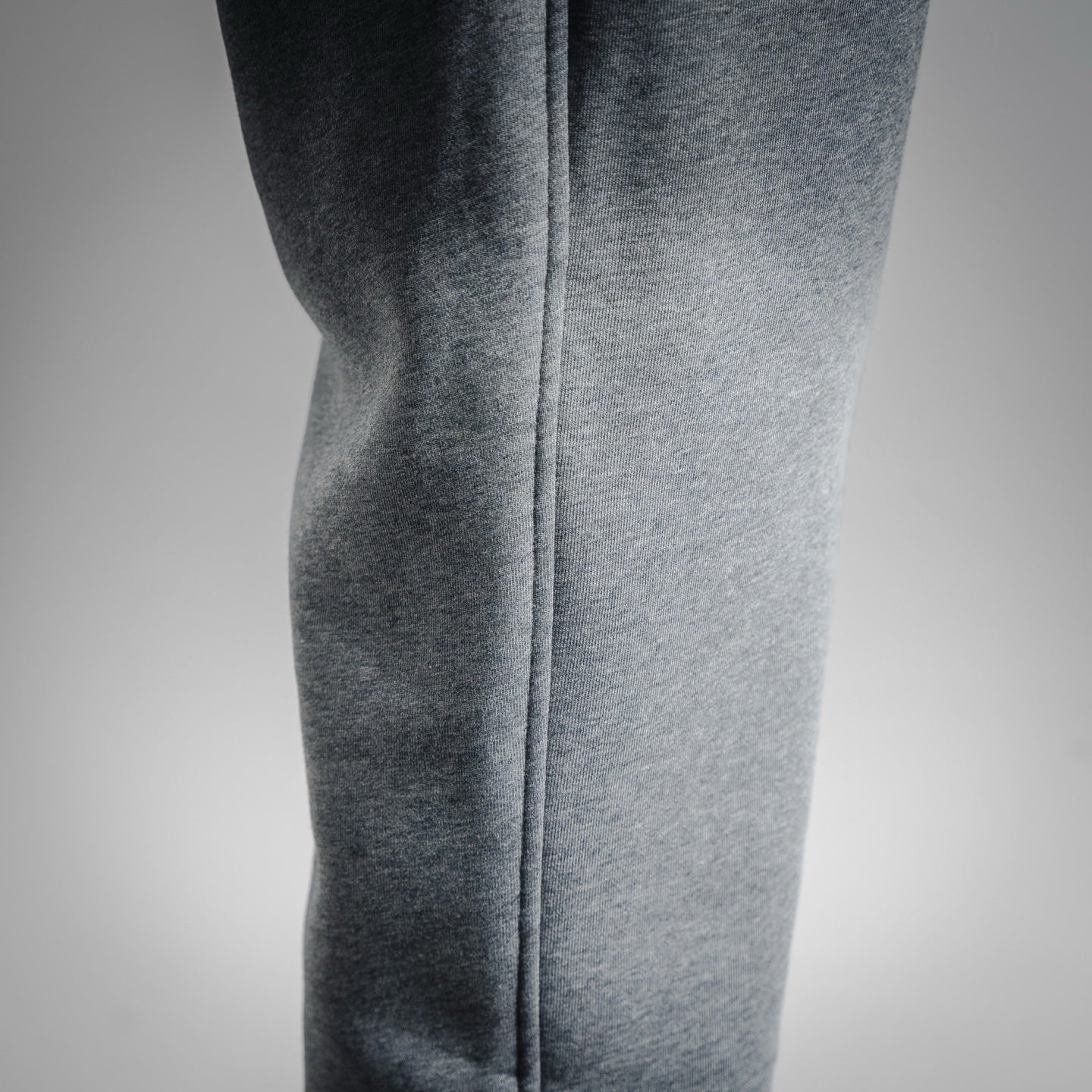 Fend 25fw embroidered pants