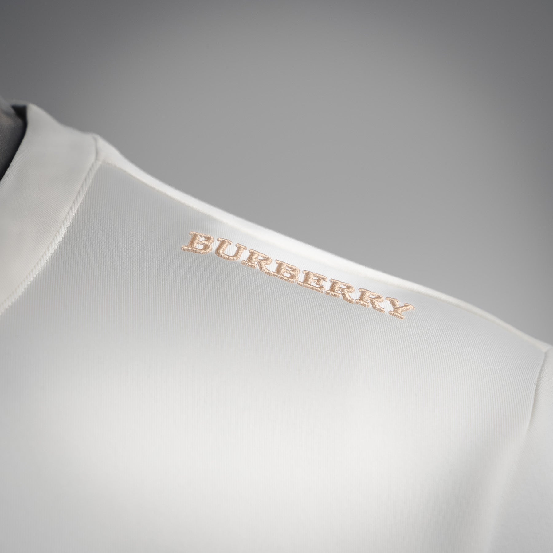 Burbery 25fw embroidered sweatshirt