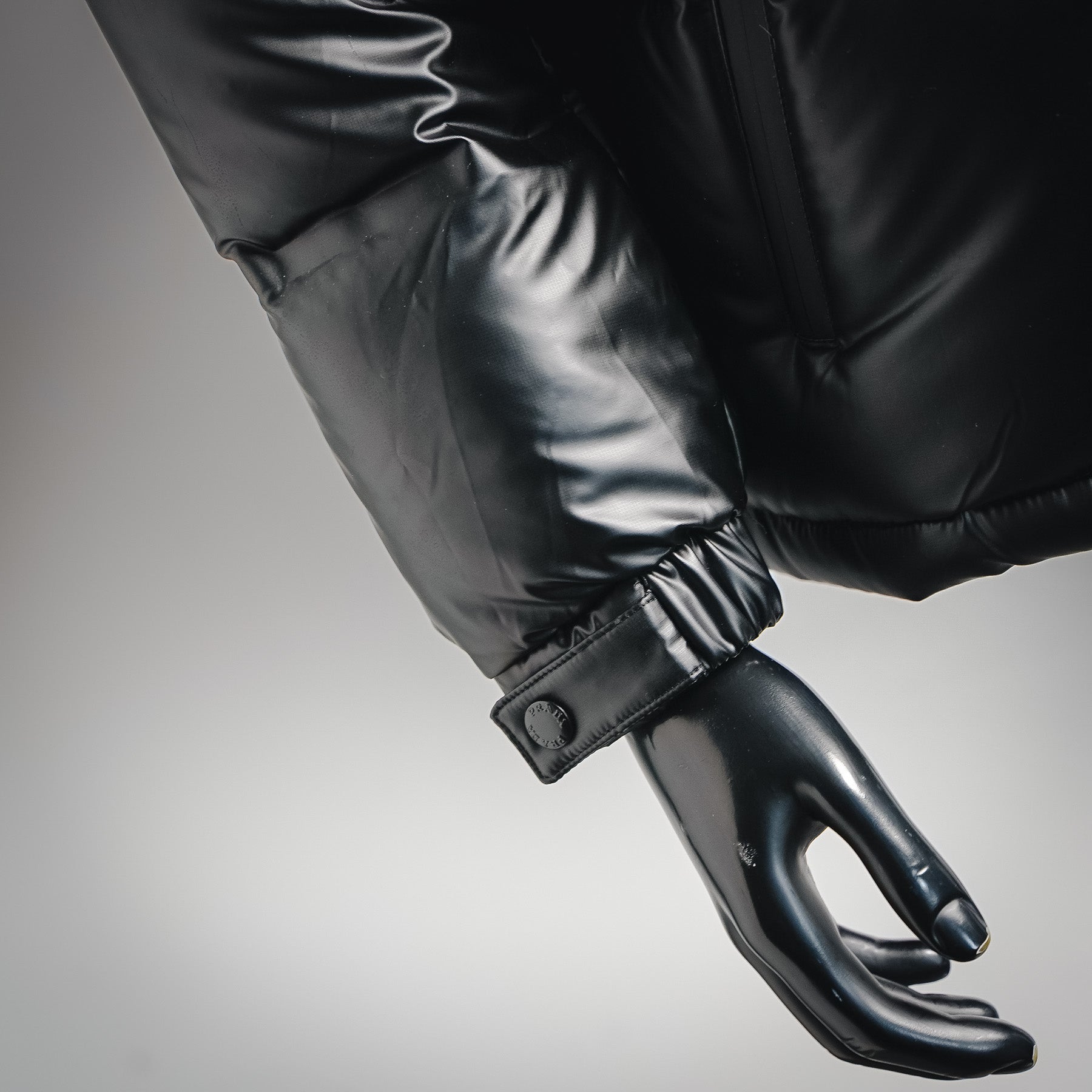 Pra 25fw down jacket