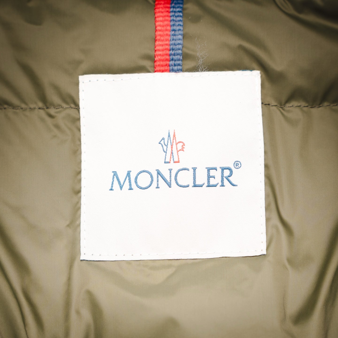 Mon 25fw down jacket