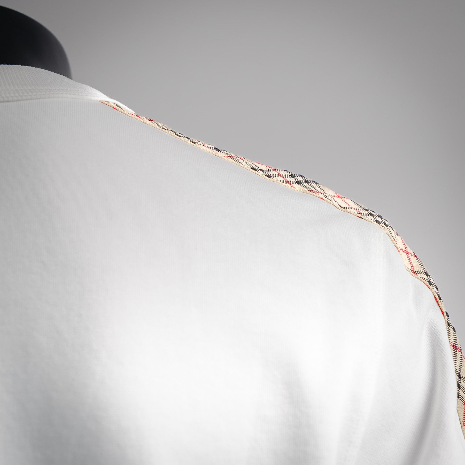 Burbery 25fw embroidered sweatshirt