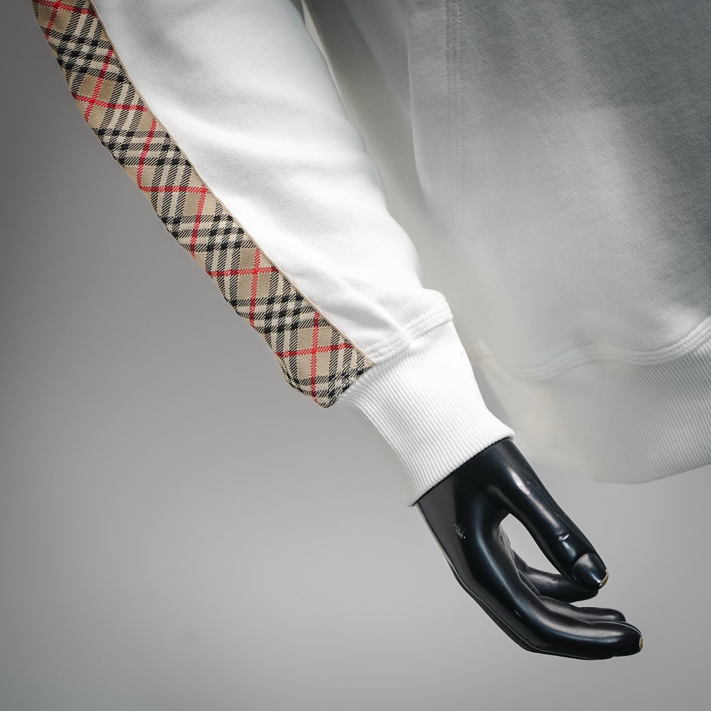 Burbery 25fw embroidered hoodie