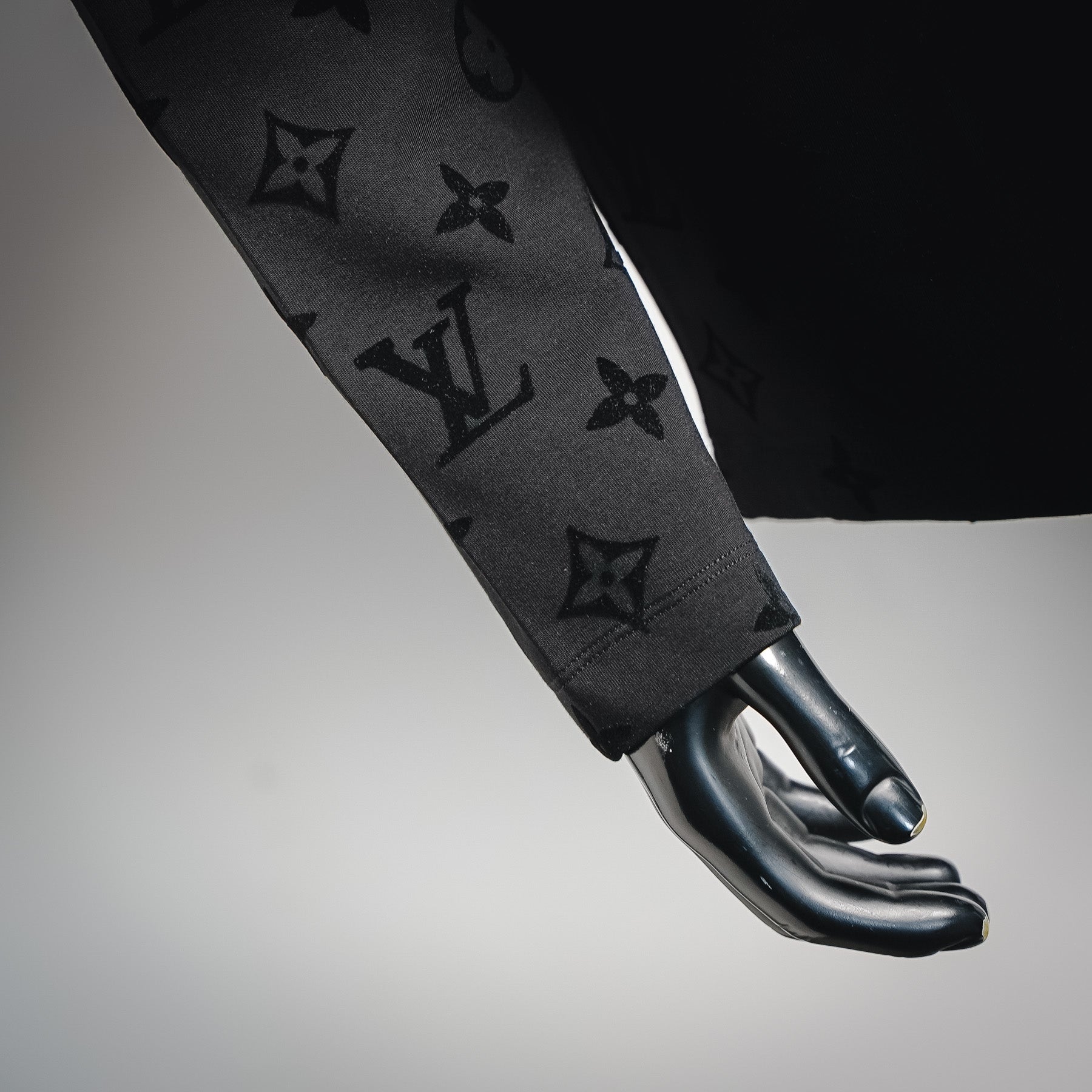 Louis 25fw all-match sweatshirt