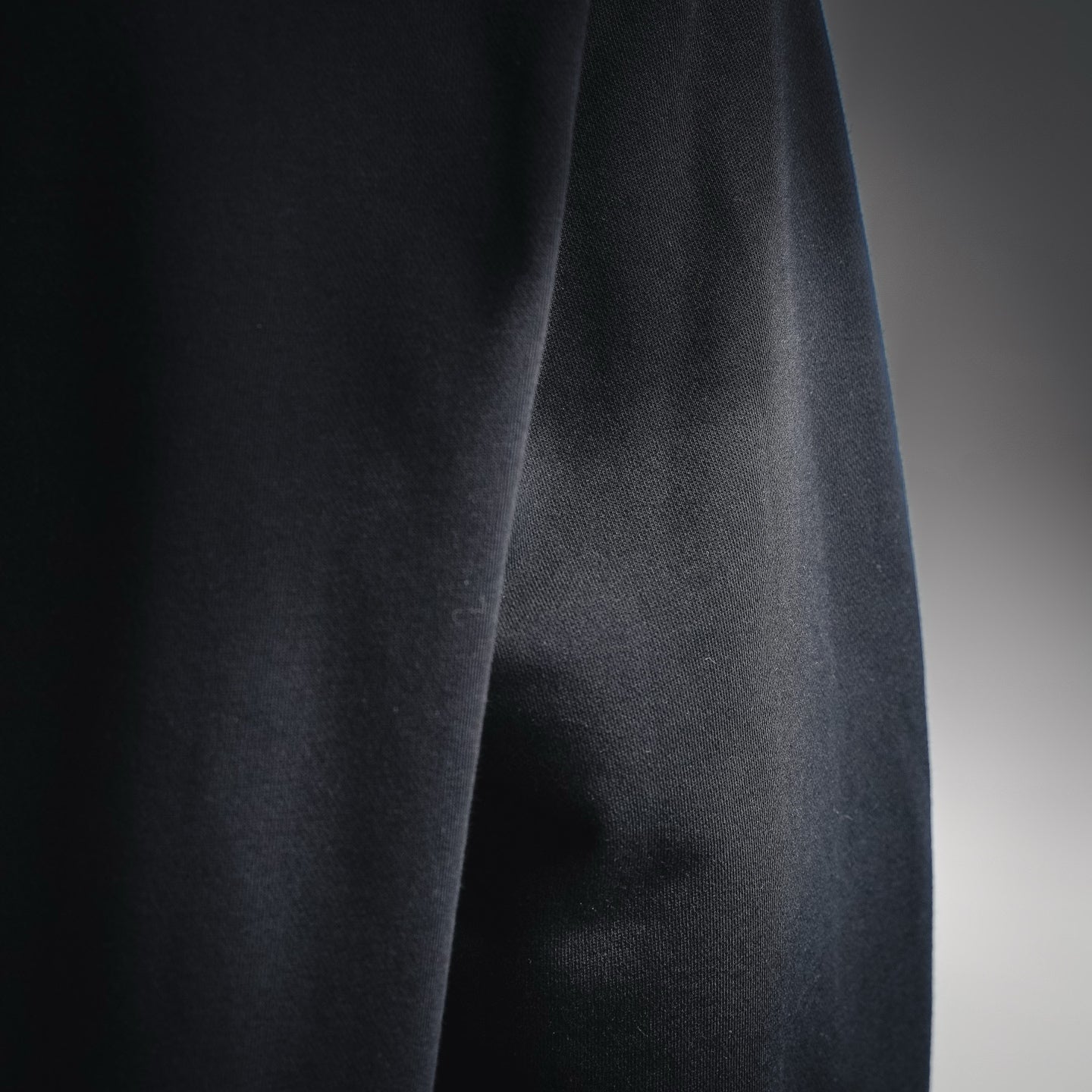 Loe 25fw embroidered hoodie