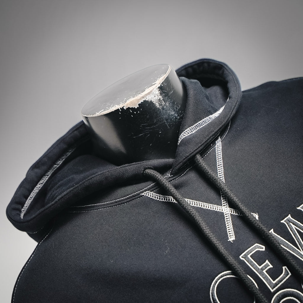 Loe 25fw embroidered hoodie