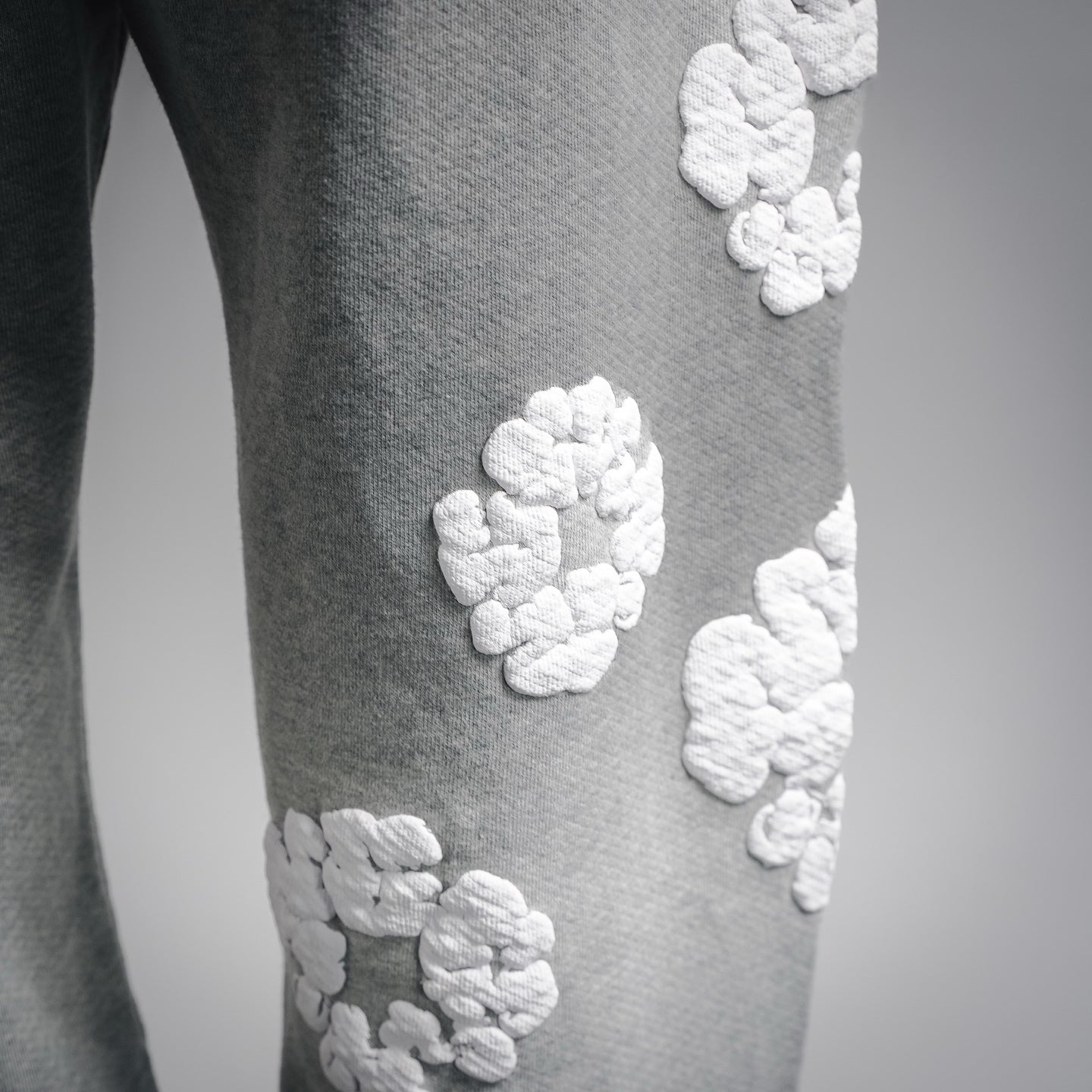 Denim 25fw printed pants