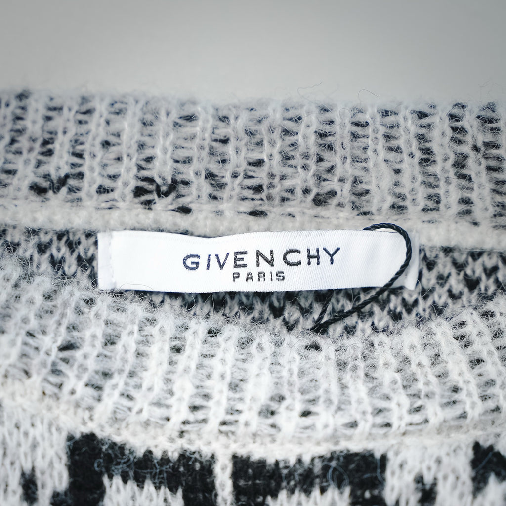 Give 25fw kitted sweater