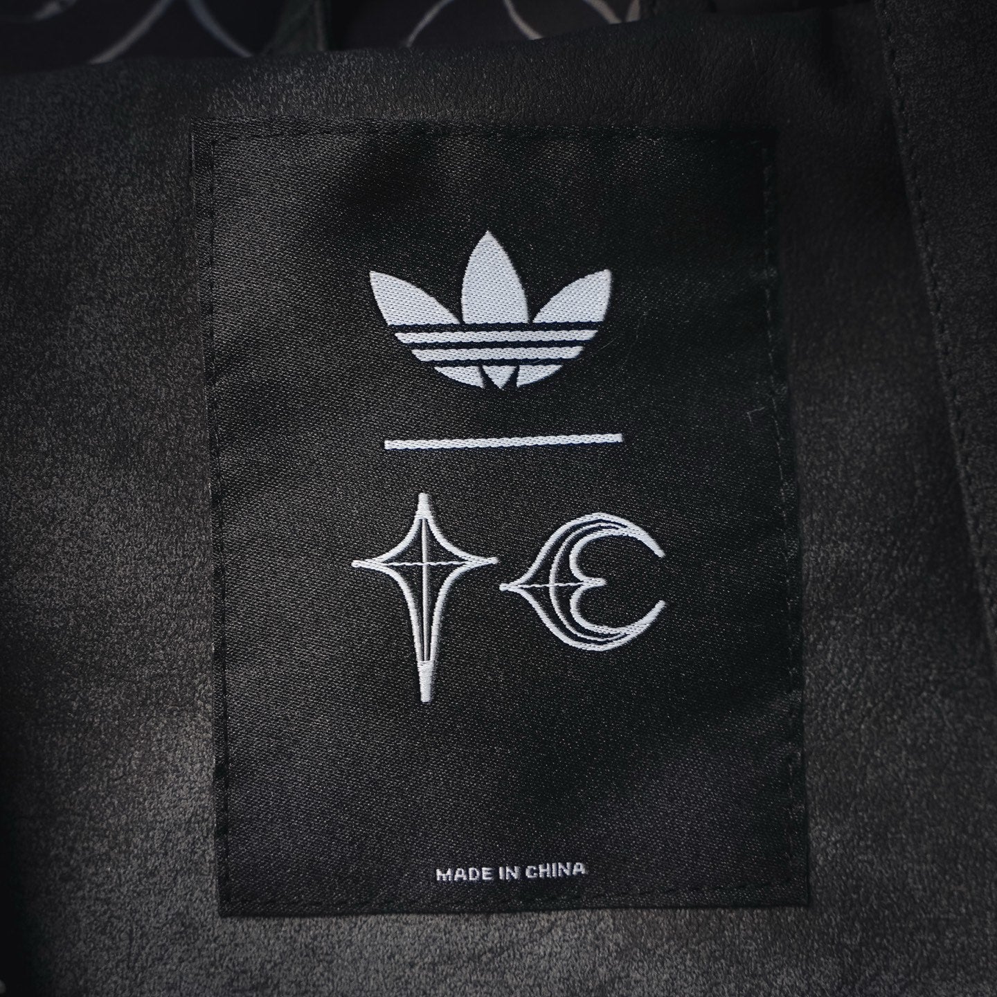 Adi 25fw all-match jacket