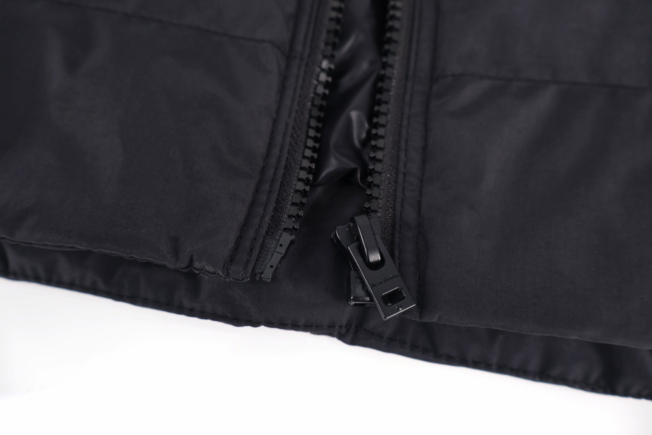 Acne 25fw down vest