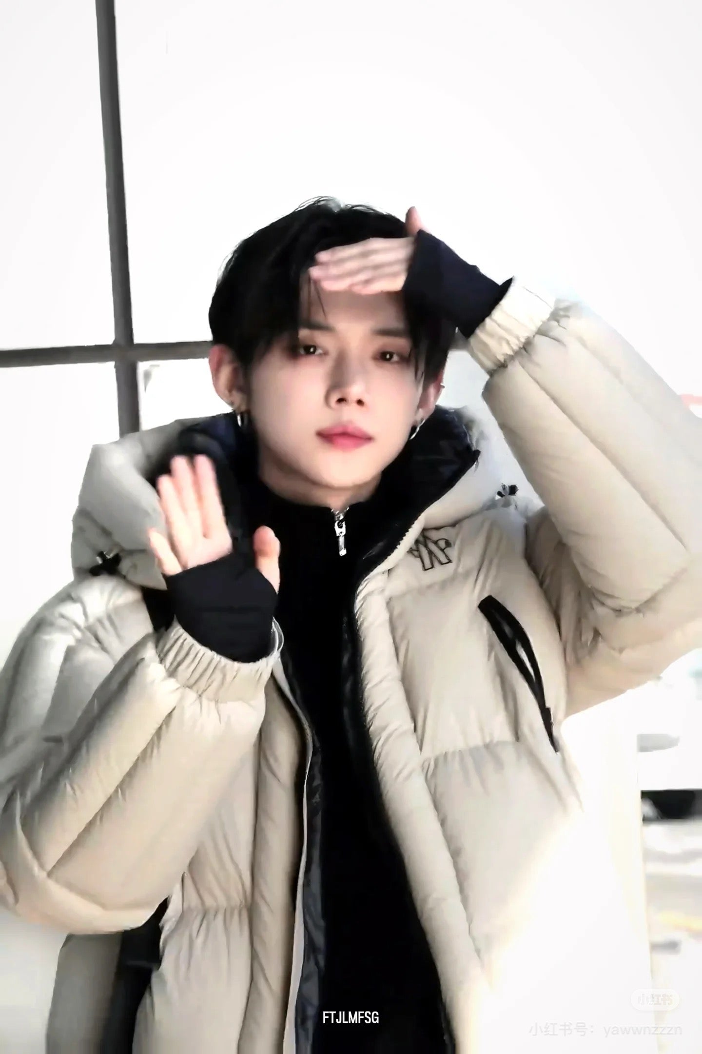 Mon 25fw down jacket